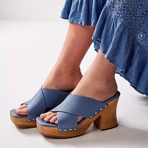 NEW Free People Mallory Criss Cross Leather & Wood Platform Clog Sandals 11